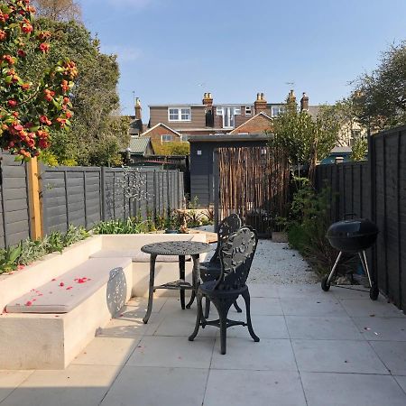 Boutique Home Near Chichester Centre Esterno foto