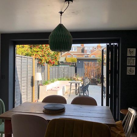 Boutique Home Near Chichester Centre Esterno foto